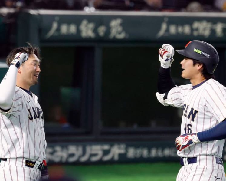 Baseball-Suzuki, Ohtani homers help Japan outlast South Korea