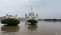 Floods affect 1.2 million, displace nearly 250,000 in eastern Pakistan