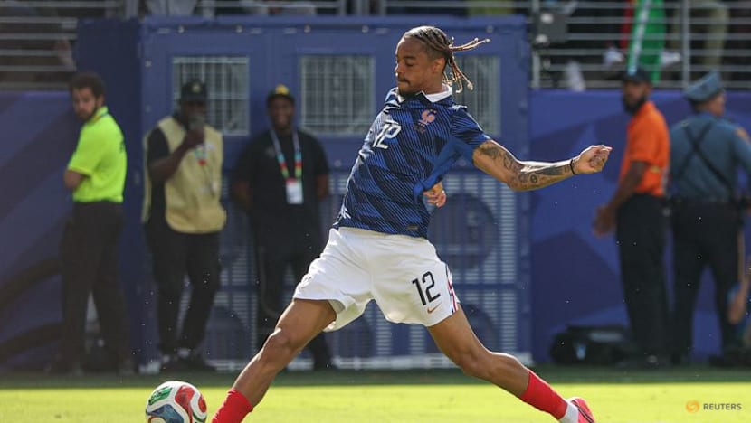 France reshuffle left flank against Sweden, Digne and Barcola start