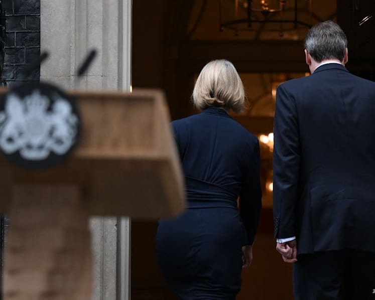 Commentary: With Truss gone, yet another prime minister for the UK in weird time warp