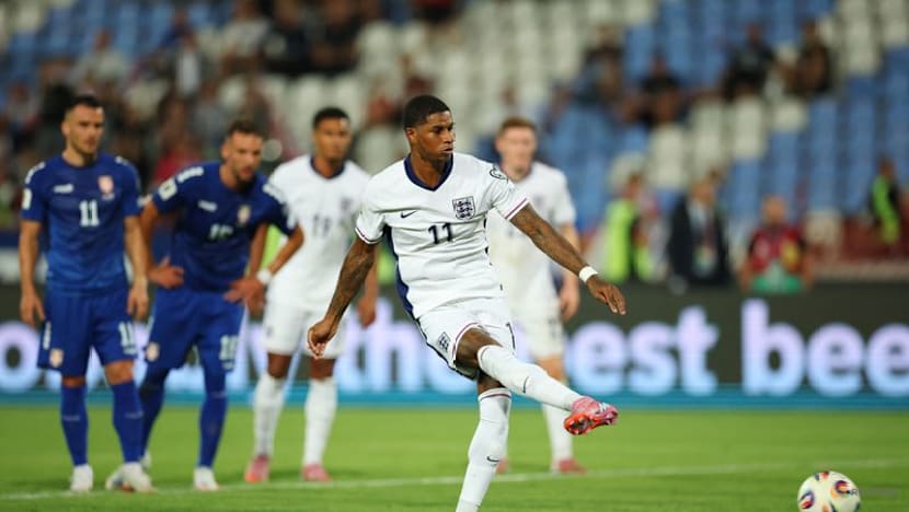 England thrash Serbia 5-0 to close in on World Cup spot