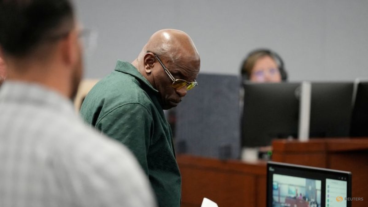 Ex-gang leader sentenced to minimum 40 years for Tupac murder