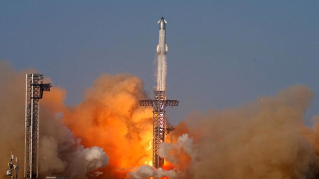 马斯克预计SpaceX 2025年营收将达200亿新元