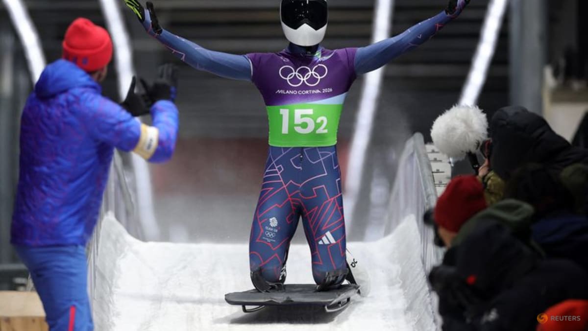 Skeleton-Weston and Stoecker claim first mixed team gold for Britain