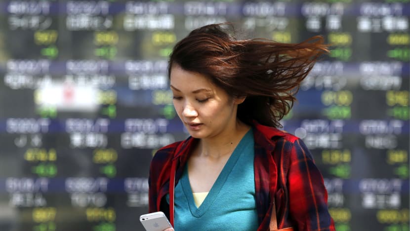 The annual investment guessing game