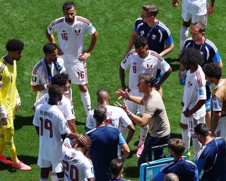 Lopetegui stresses the positives after Qatar knocked out of World Cup