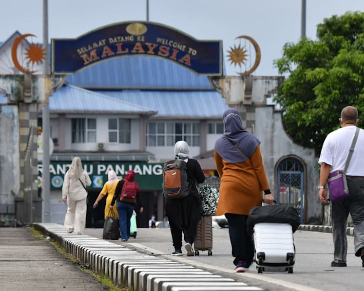 Over 27,000 foreign immigration offenders in Malaysia take advantage of government programme to return home