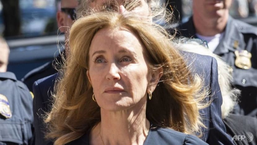 What is actress Felicity Huffman's life like in prison? What is actress Felicity Huffman's life like in prison?