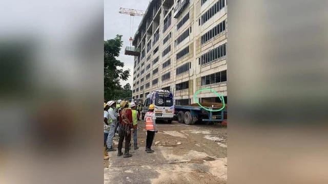 三巴旺工地员工七楼坠下 人力部：工人无安全防护措施