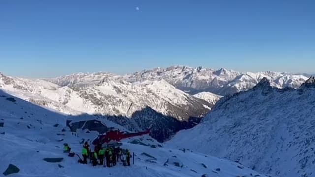 意大利北部发生雪崩  三人遇难