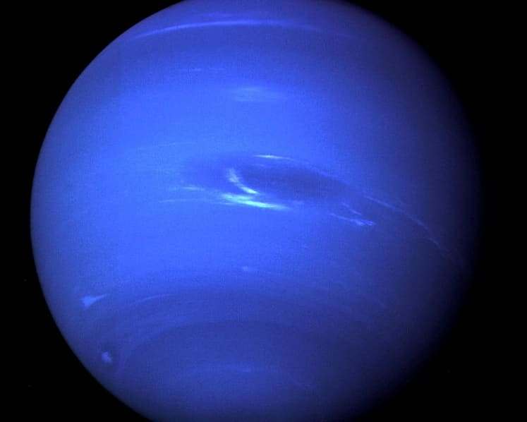 Webb telescope finds signs of ancient disaster for Neptune's moons