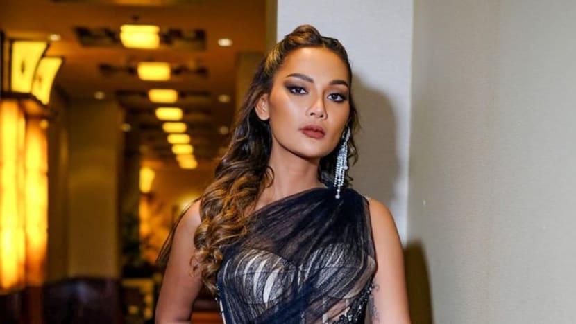 Drama kehamilan Erika Carlina: Batal nikah dan saling serang dengan DJ Panda