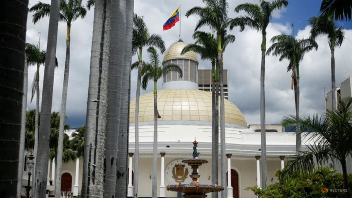 Venezuelan parliament suspends session on US attacks investigation