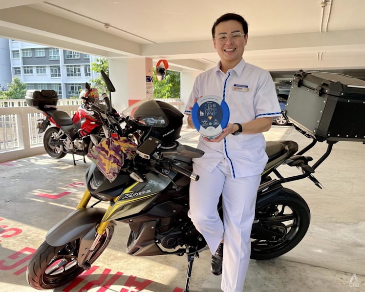 Nurse by day, community hero by night: How this Singaporean is saving lives round the clock