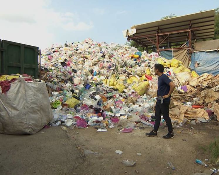 In South Korea, a lesson to be learned from a plastic waste crisis