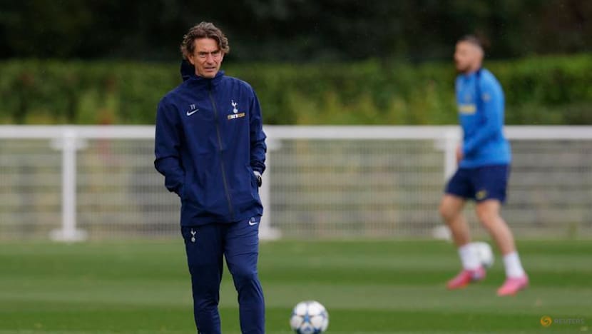 Tottenham coach Frank excited about Champions League debut
