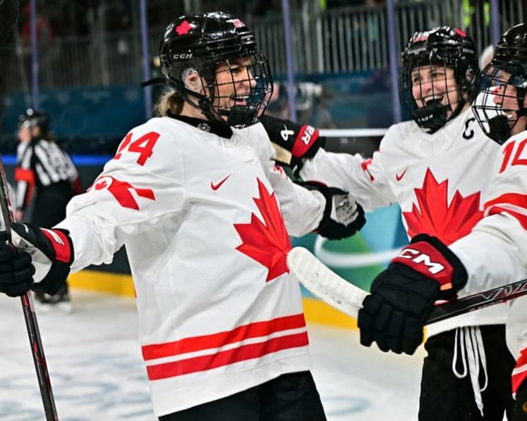 Ice hockey-Canada start title defence with win, Knight ties US record