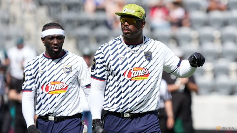 Flag football-Team USA triumphs over NFL stars at Flag Football Classic in LA