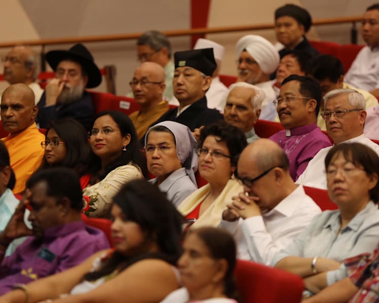 To prevent foreign influence, new Bill requires religious leaders to be Singapore citizens or PRs