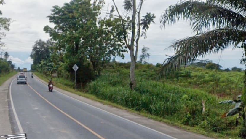 Jalan Ir Sutami di Lampung Selatan diruqyah, disebut angker dan rawan kecelakaan Jalan Ir Sutami di Lampung Selatan diruqyah, disebut angker dan rawan kecelakaan