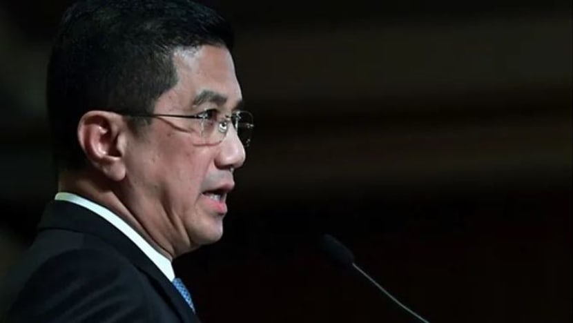 Azmin nafi kerjasama dengan Hishammudin bentuk kerajaan baru Azmin nafi kerjasama dengan Hishammudin bentuk kerajaan baru