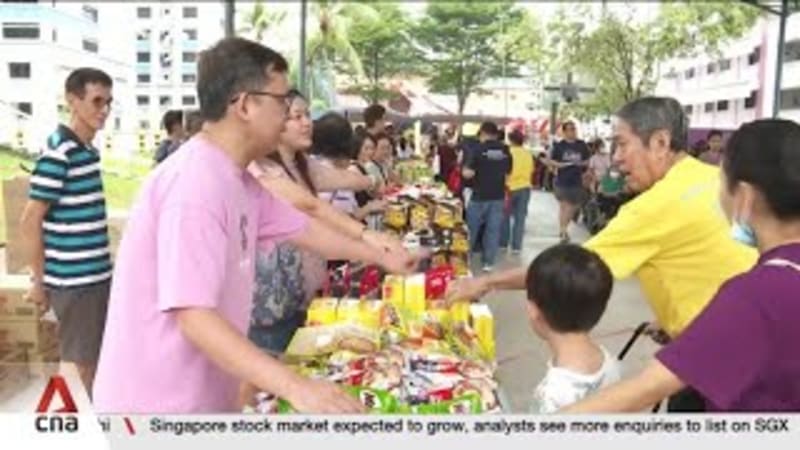Volunteers make sure seniors, migrant workers are not left out of New Year festivities 