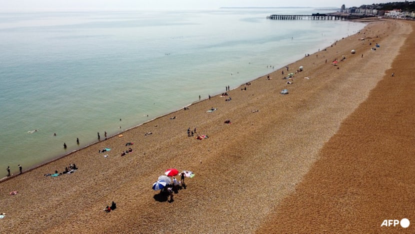 Over 2,700 may have died due to England heatwaves: researchers
