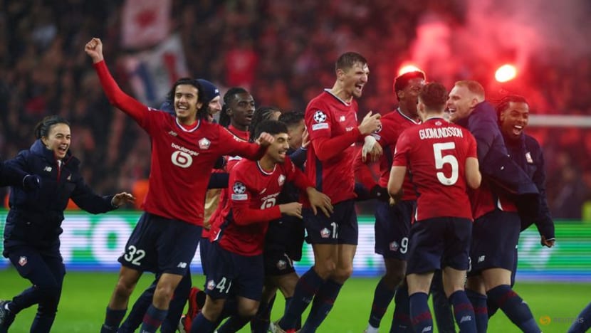 Man City survive scare to progress, Lille storm through