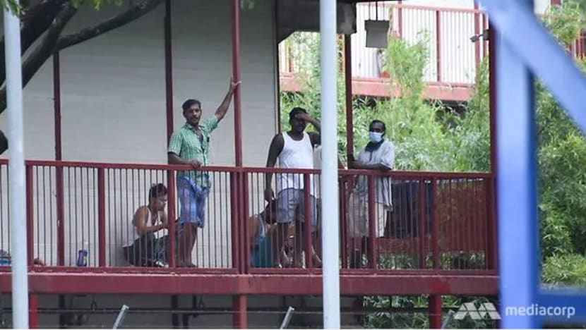 Pekerja asing yang pulih COVID-19 harus biasakan diri dengan langkah pencegahan baru
