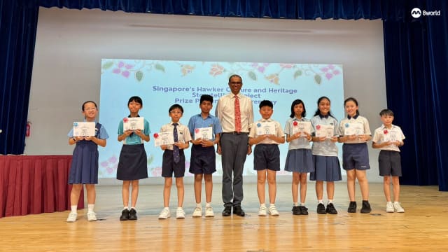 202名小学生通过说故事 传承新加坡小贩文化