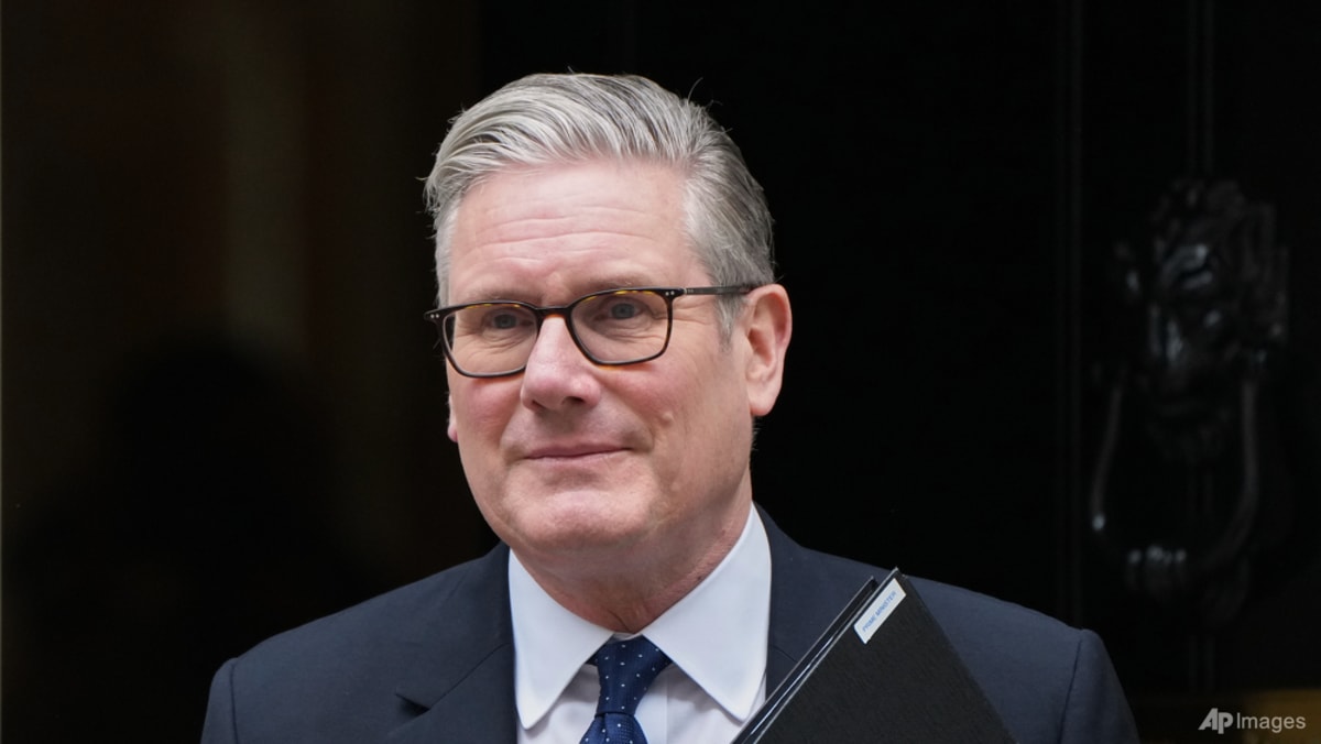 Britons set to punish Starmer's Labour in local polls