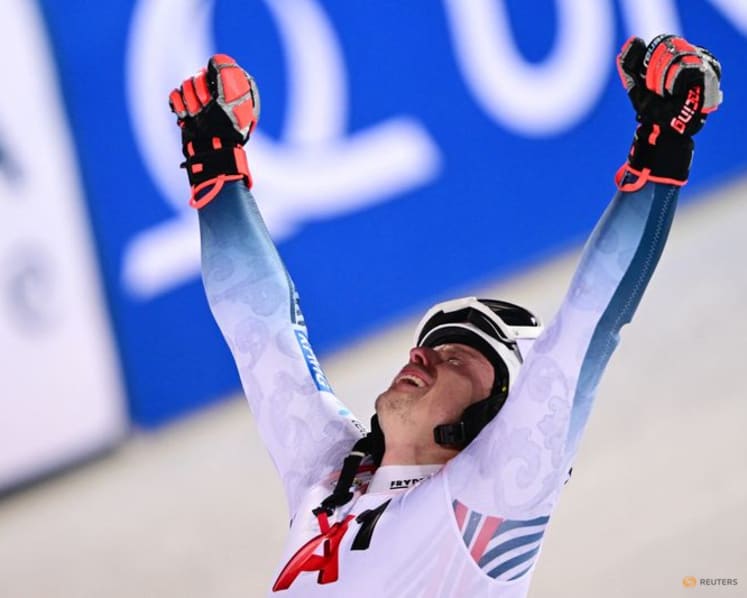 Alpine skiing-Norway's Kristoffersen wins last slalom before Olympics