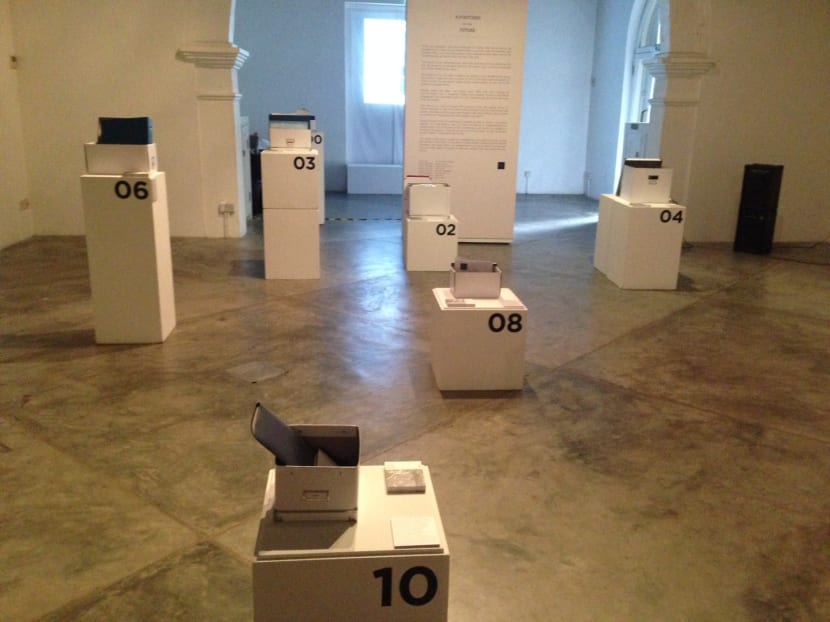 Sculpture Square bids goodbye with postcards