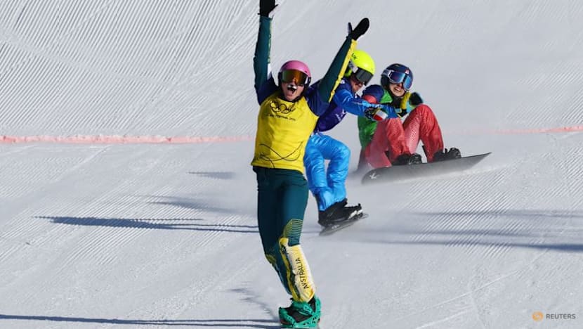 Snowboard-Australian Baff sprints to first gold in women's cross