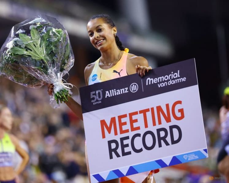 Werro holds off Broeders-Bol, Bednarek shines at Diamond League Final