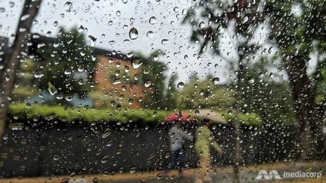 今早气温一度降至摄氏21.6度 降雨天气持续到下星期一