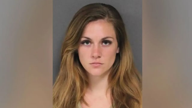 性侵儿童还拍下视频 美国25岁女子被捕