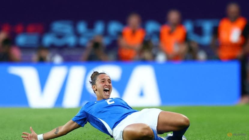 Italy banish old ghosts to make Women's Euro quarter-finals