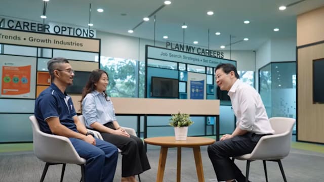 黄总理：政府将加强协助转职与技能提升 预算案公布更多细节