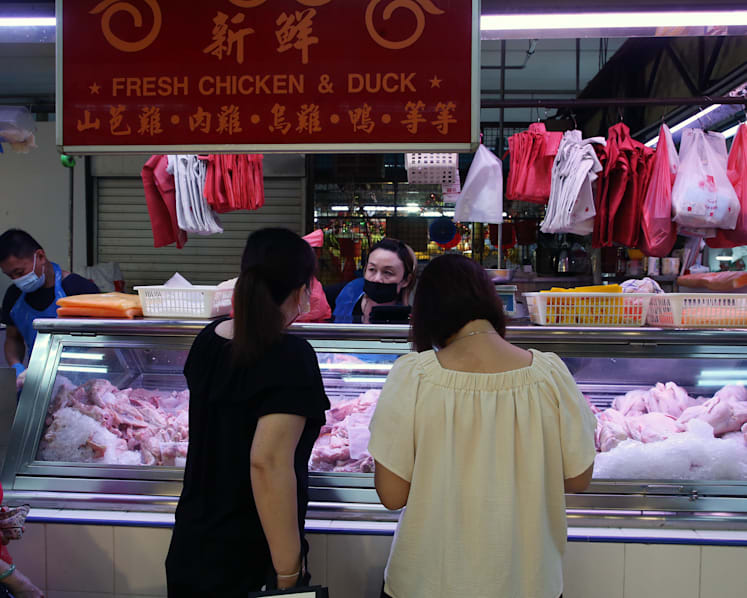 Supplies of fresh chickens at wet markets may not last the week, say sellers