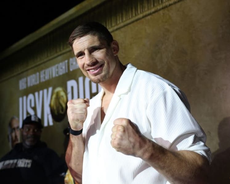 Usyk title clash at Pyramids proves there are no limits, says kickboxer Verhoeven