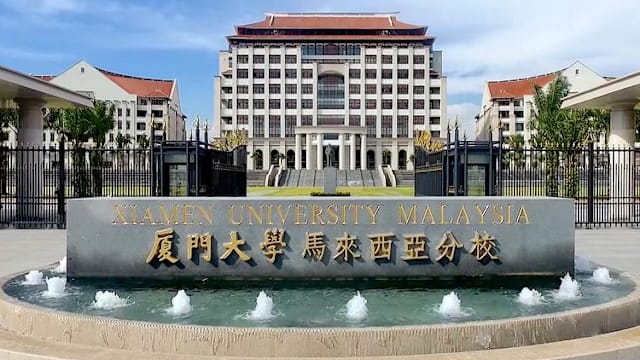 误选厦大马国分校 山东考生因学费压力拟复读