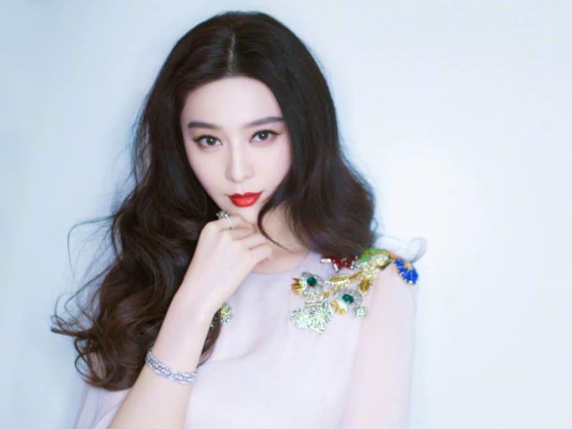 Fan Bingbing Reportedly Gambled Away $16 Mil In 3 Days Amid Tax Evasion Probe