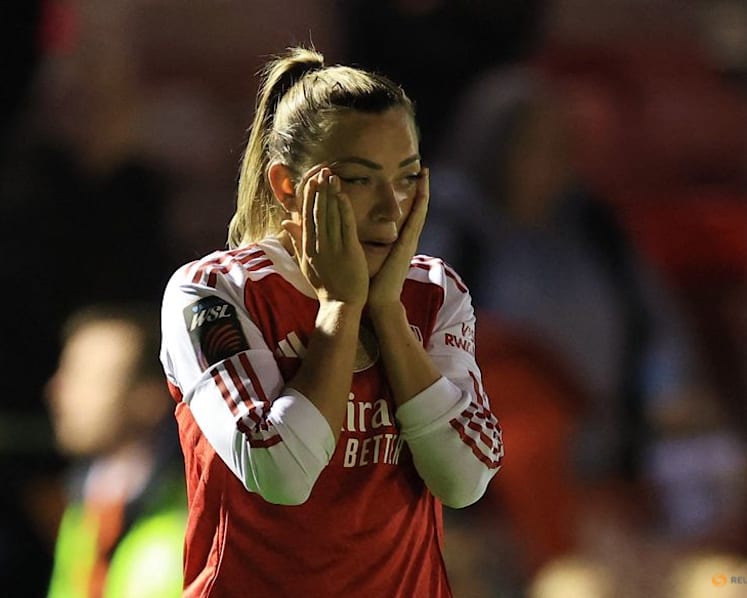 Ireland's McCabe to leave Arsenal at end of season