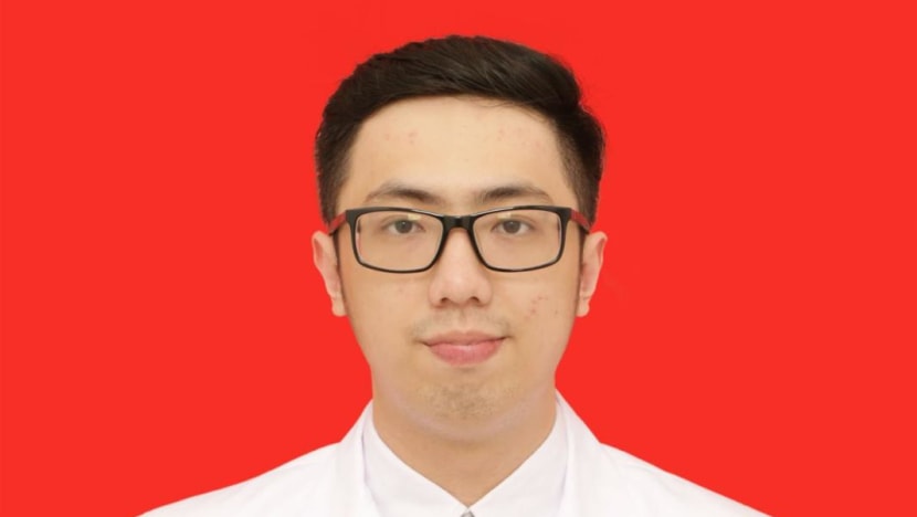 Priguna Anugerah Pratama, dokter PPDS yang diduga bius dan perkosa keluarga pasien, dipecat dan ditahan