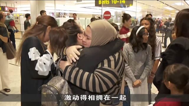 首趟迪拜客机平安抵我国