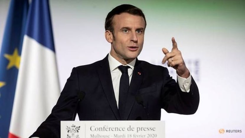 Macron dilukis mirip Hitler; uji toleransi Perancis terhadap satira