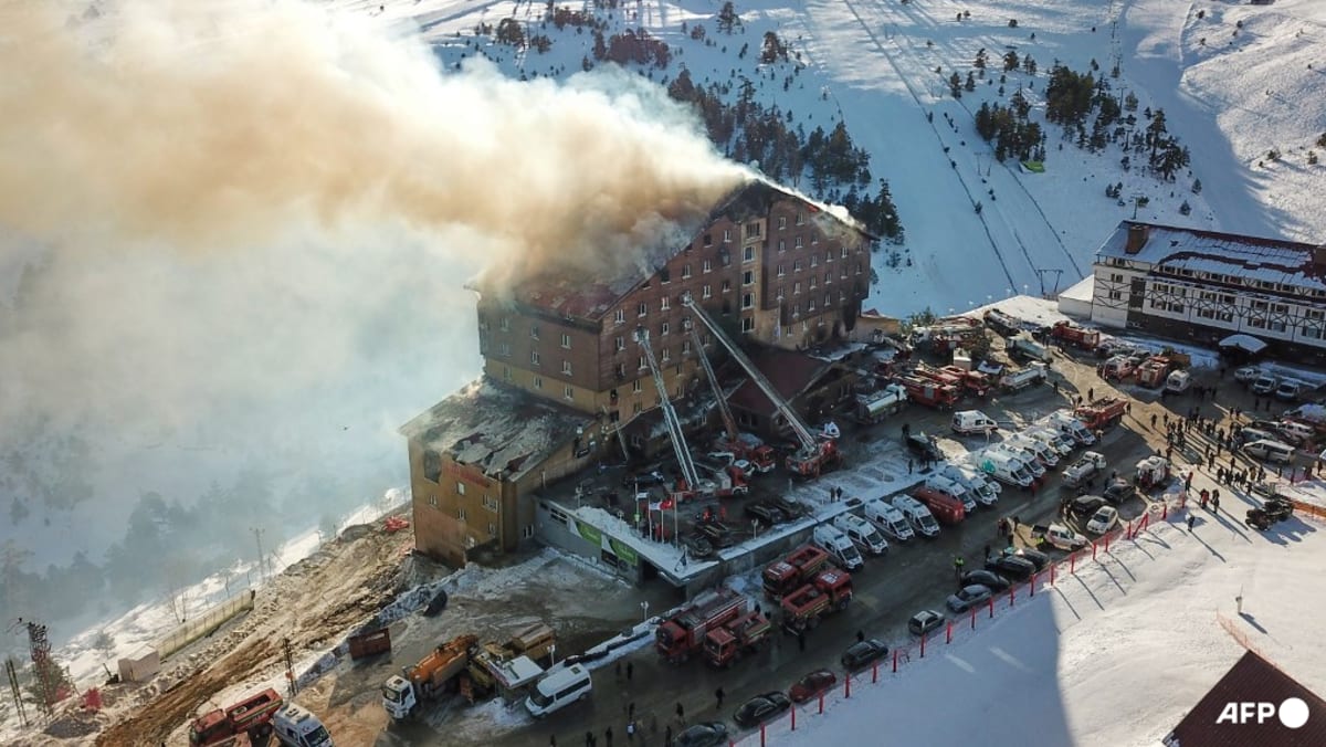 19 arrested after Türkiye hotel inferno disaster