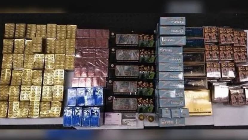 Lebih 40kg ubat perangsang seks ditemui di Pusat Pengendalian Kargo Udara Changi Lebih 40kg ubat perangsang seks ditemui di Pusat Pengendalian Kargo Udara Changi
