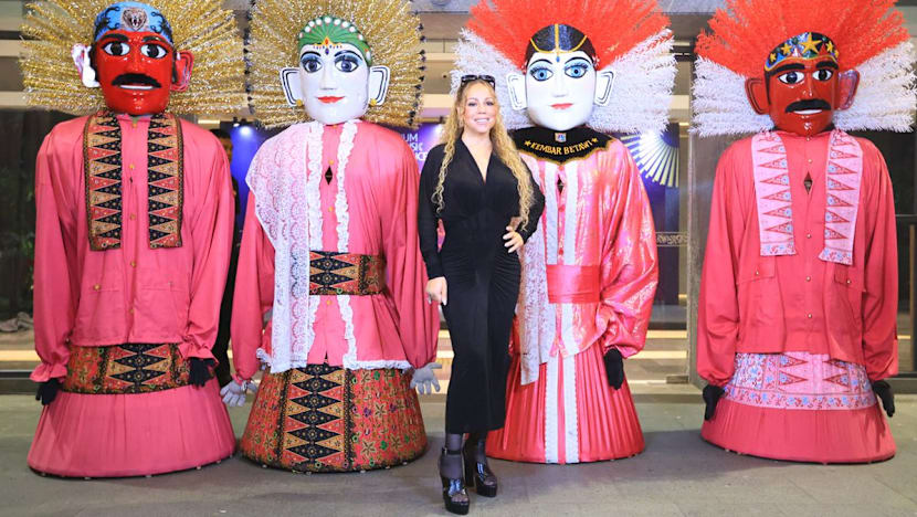 Mariah Carey disambut ondel-ondel saat tiba di Jakarta, siap guncang Sentul bareng Boyzlife